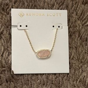 New with tags Kendra Scott Gold Pendant Necklace with light pink stone